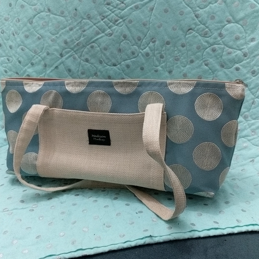 Barely used Madison Purse Party small purse